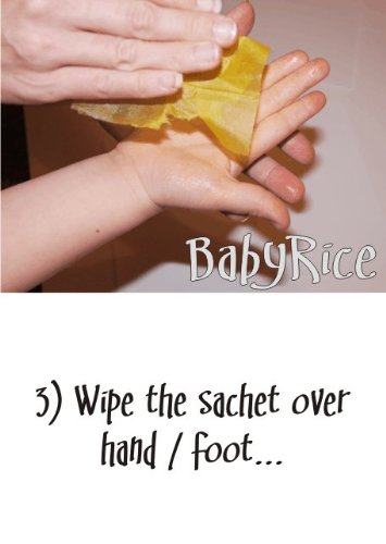 Комплект детски отпечатъци от ръцете и краката на Iavor-Baby BabyRice включва Черни Отпечатъци без мастило /Дървена рамка от бор